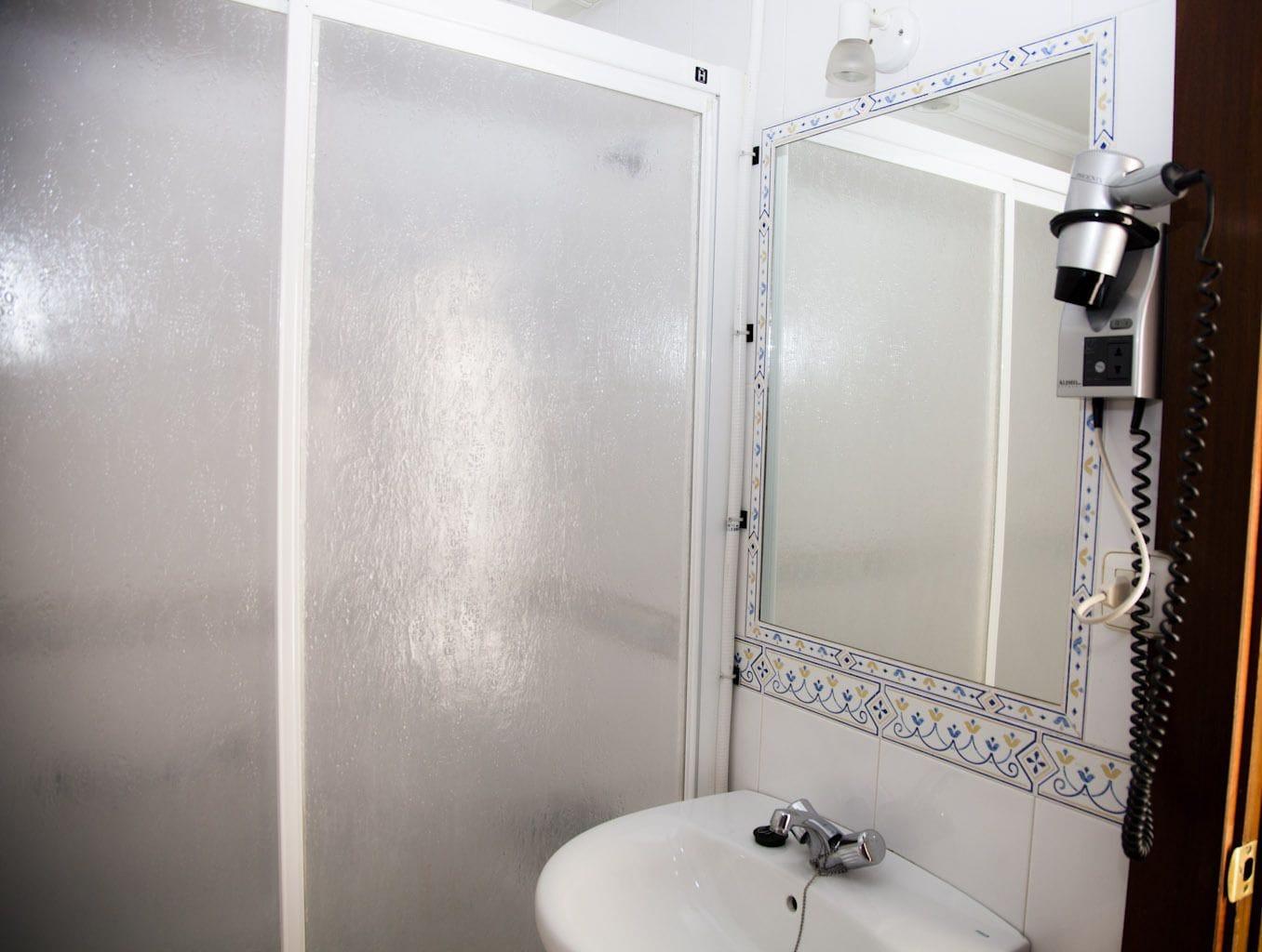 Hostal Paris La Linea de la Concepcion Bagian luar foto