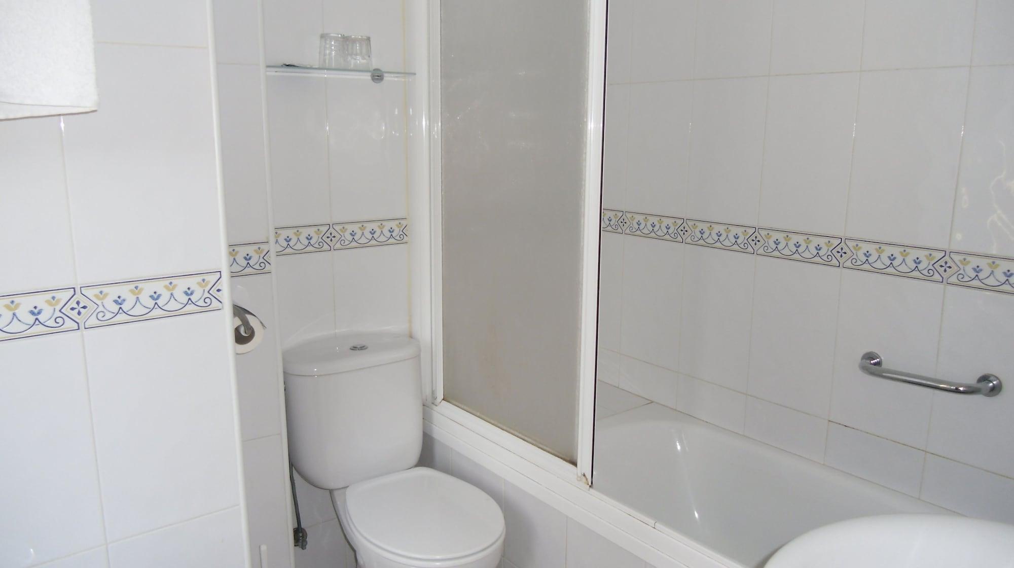 Hostal Paris La Linea de la Concepcion Bagian luar foto